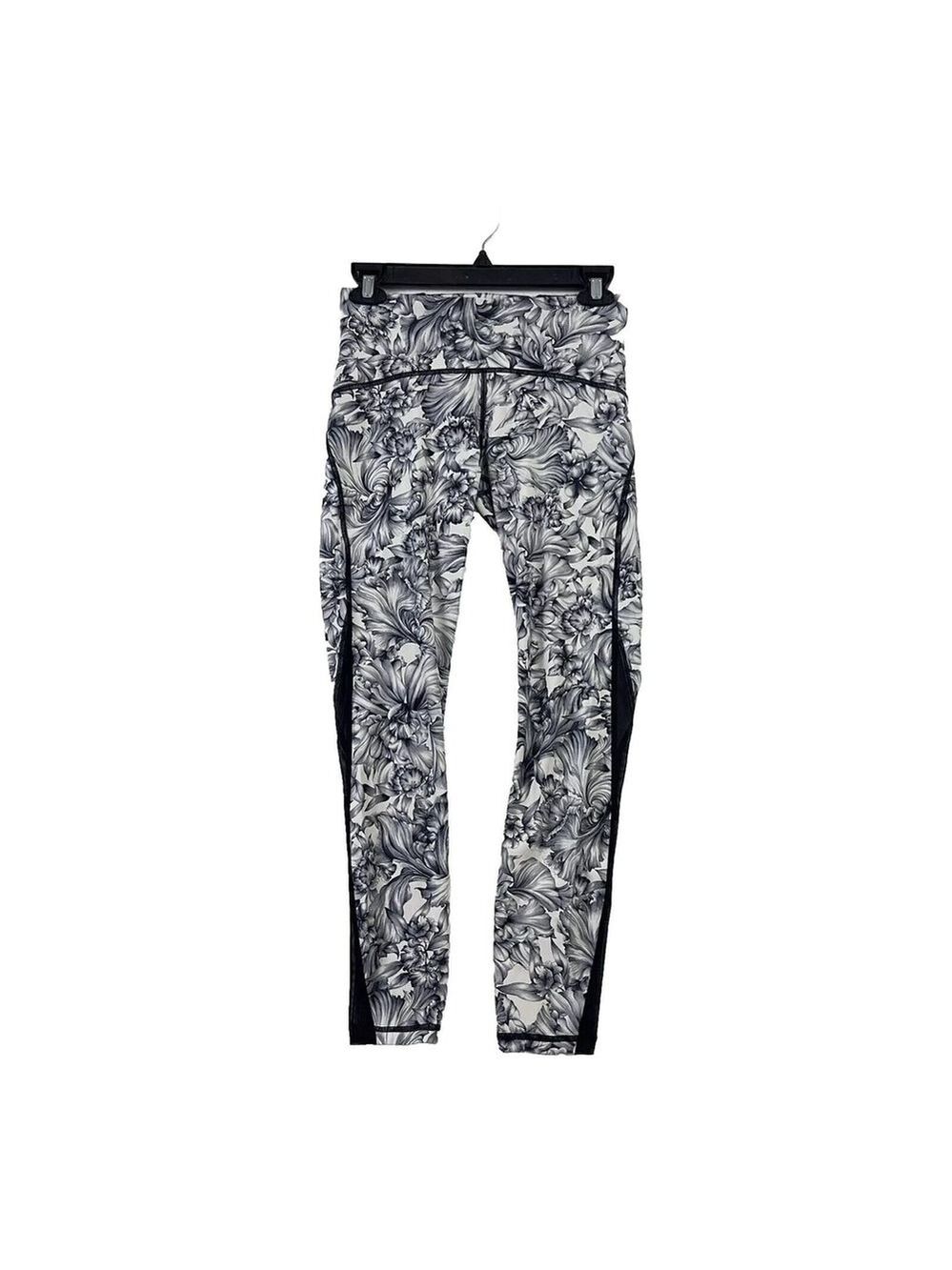 Lululemon Leggings Sz 6 Train Times 7/8 Pant Light Garden White Black Floral - Picture 2 of 13